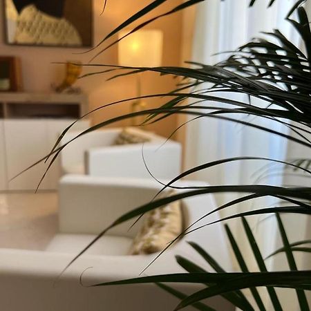 Tiziana'S House Bed and Breakfast Σαλέρνο Εξωτερικό φωτογραφία
