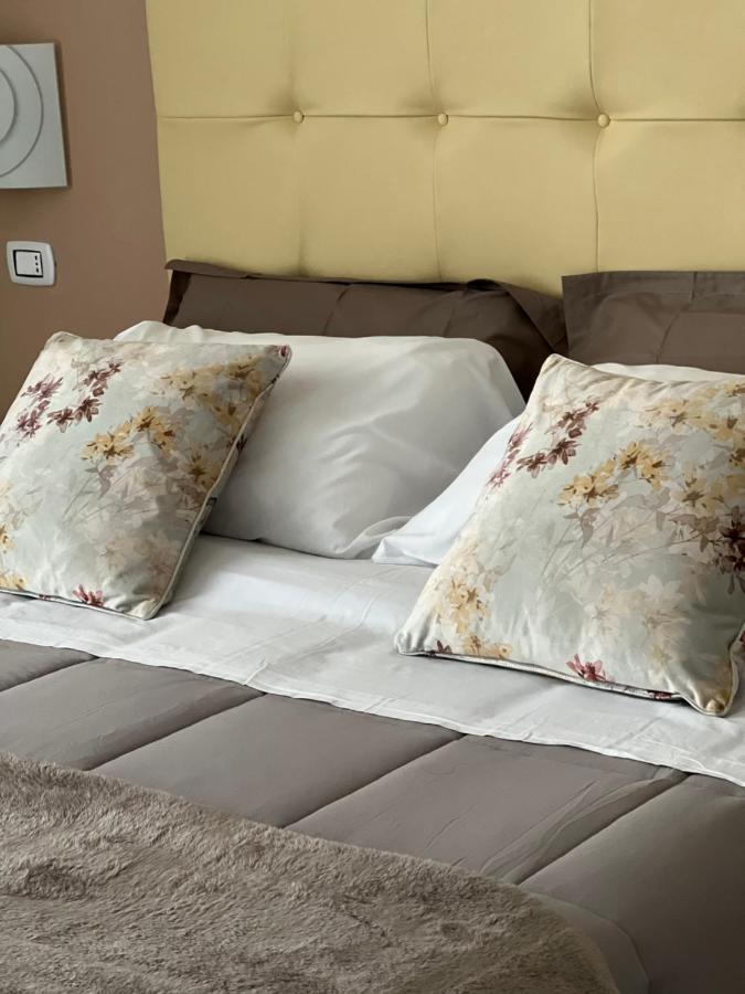Tiziana'S House Bed and Breakfast Σαλέρνο Εξωτερικό φωτογραφία