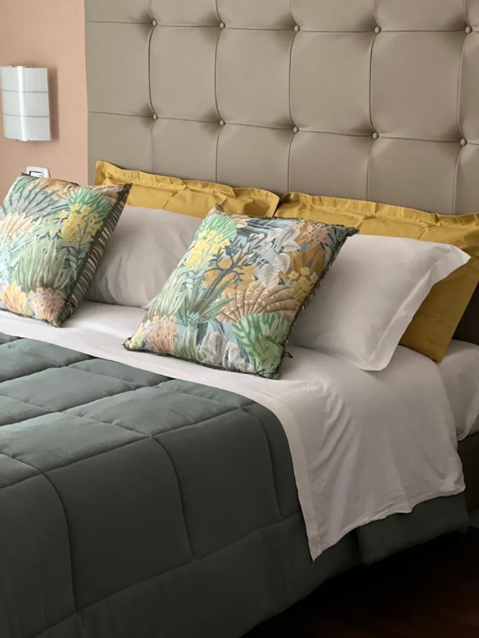 Tiziana'S House Bed and Breakfast Σαλέρνο Εξωτερικό φωτογραφία