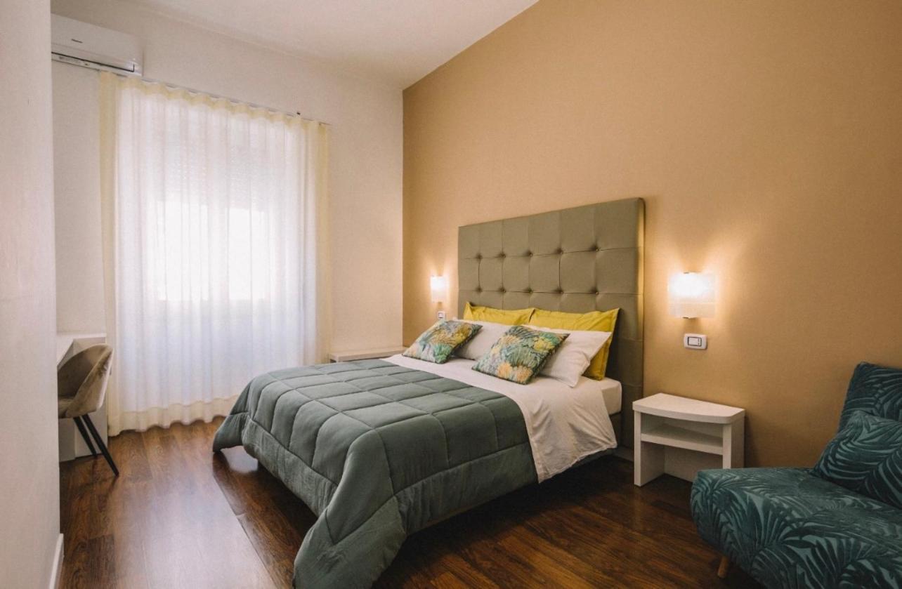 Tiziana'S House Bed and Breakfast Σαλέρνο Εξωτερικό φωτογραφία